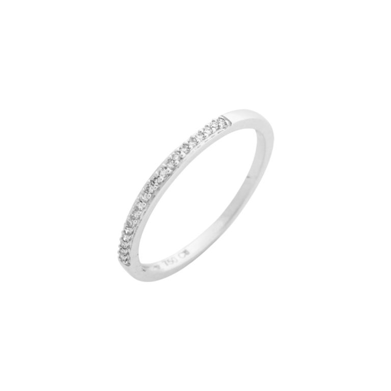 Anel Centeralia estilo memória com diamantes, ideal para pedido de noivado.